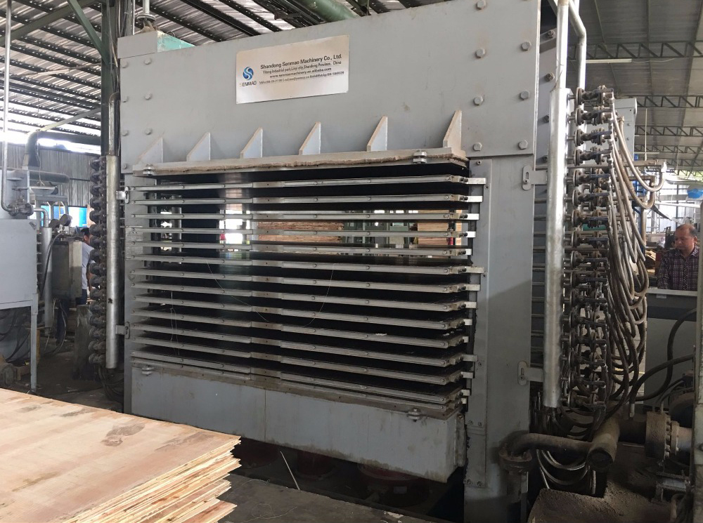 Common problems and treatment of hot press working